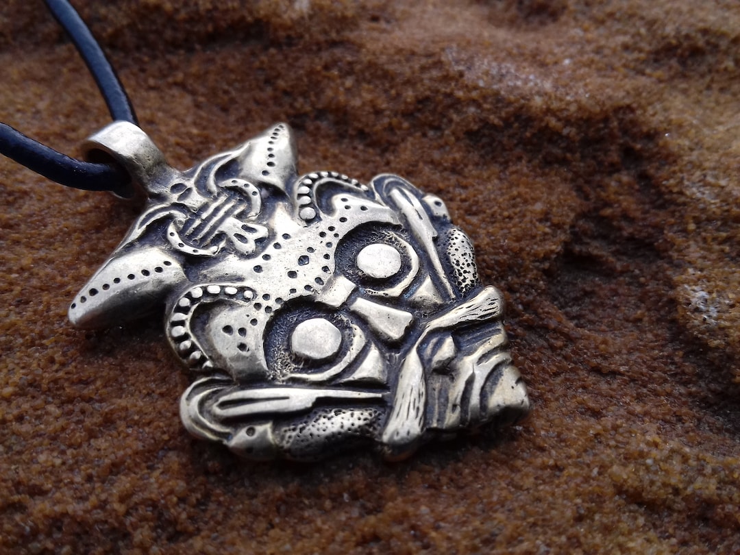 Mask of Odin, Mask of Loki, Loki Pendant, Scandinavian Amulet, Nordic ...