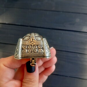 Set med 2 vikingabroscher "björnhuvud", Replika, Rekonstruktionsfibula, Djurhuvud, Medeltida, Nordisk, Hednisk, SCA-dräkt, Vikingasmycken bild 7