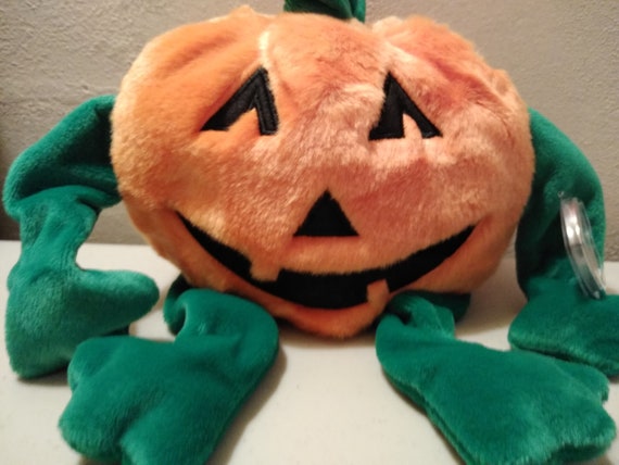 Ty Beanie Buddies Pumkin the Orange and Green Pumpkin