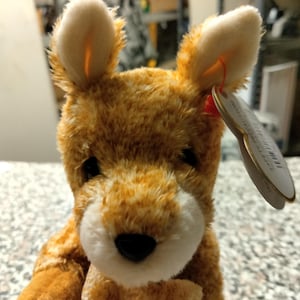 Ty Beanie Babies Willoughby The Very Plushy Brown And White Speckled Soft Kangaroo With Baby In Pouch