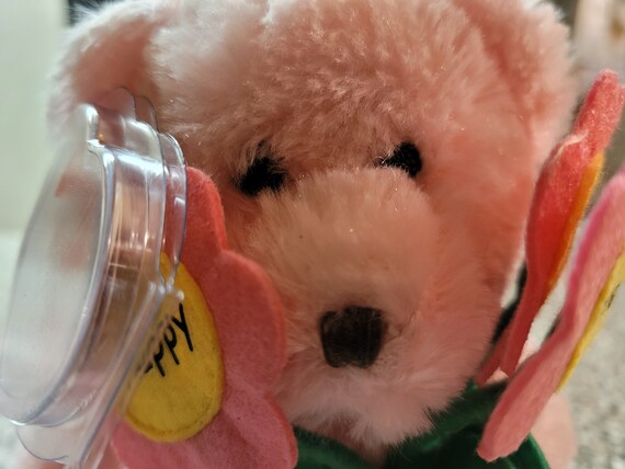 Ty Beanie Babies Mom Pink Bear Holding 'Happy Mother's Day' Flowers (Internet Exclusive)