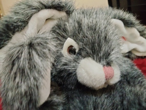 Ty Beanie Classics Blossom The Posable Fluffy Gray And White Bunny Rabbit (Rare!)