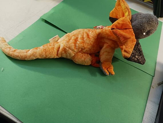 Ty beanie babies Slayer the Dragon