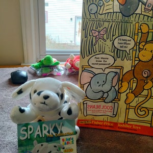 Ty Beanie Babies Sparky, der Dalmatiner, mit offizieller Sammelkarte und Original-Happy-Meal-Papiertüte, PC. Set (mit Canadian Tush-Tag!)