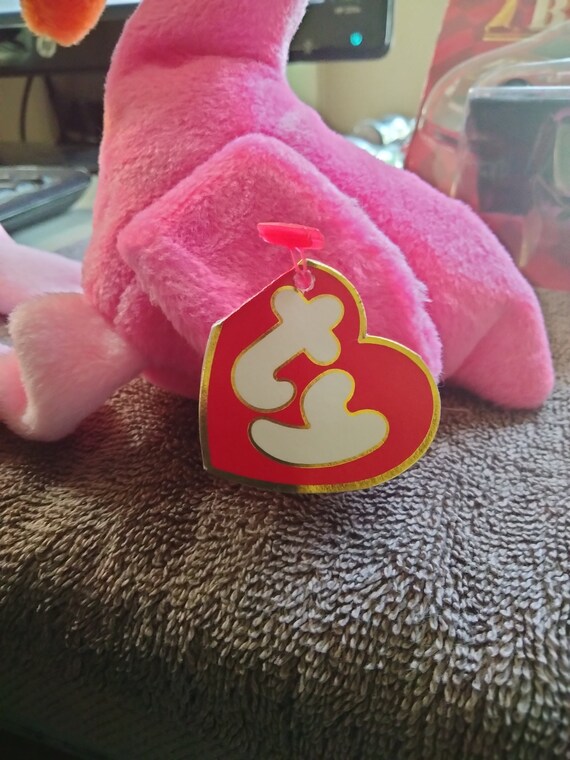 Ty Beanie Babies PINKY The Pink Flamingo With Orange Beak, 3rd Gen Heart Tag And Tush Tag. RARE!  (Slight Residue On Back Of Hangtag)