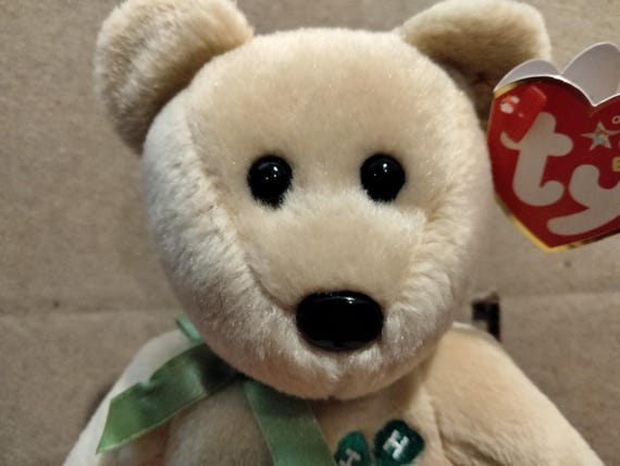 Ty Beanie Babies Clover The 4 Leaf Clover Irish Tan Bear With Green Lace Ribbon Around Neck