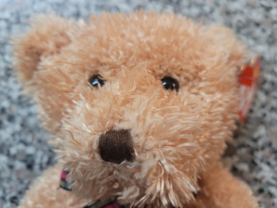 Ty Beanie Babies HUNTLEY The Soft Fuzzy Brown Bear With Plaid Ribbon