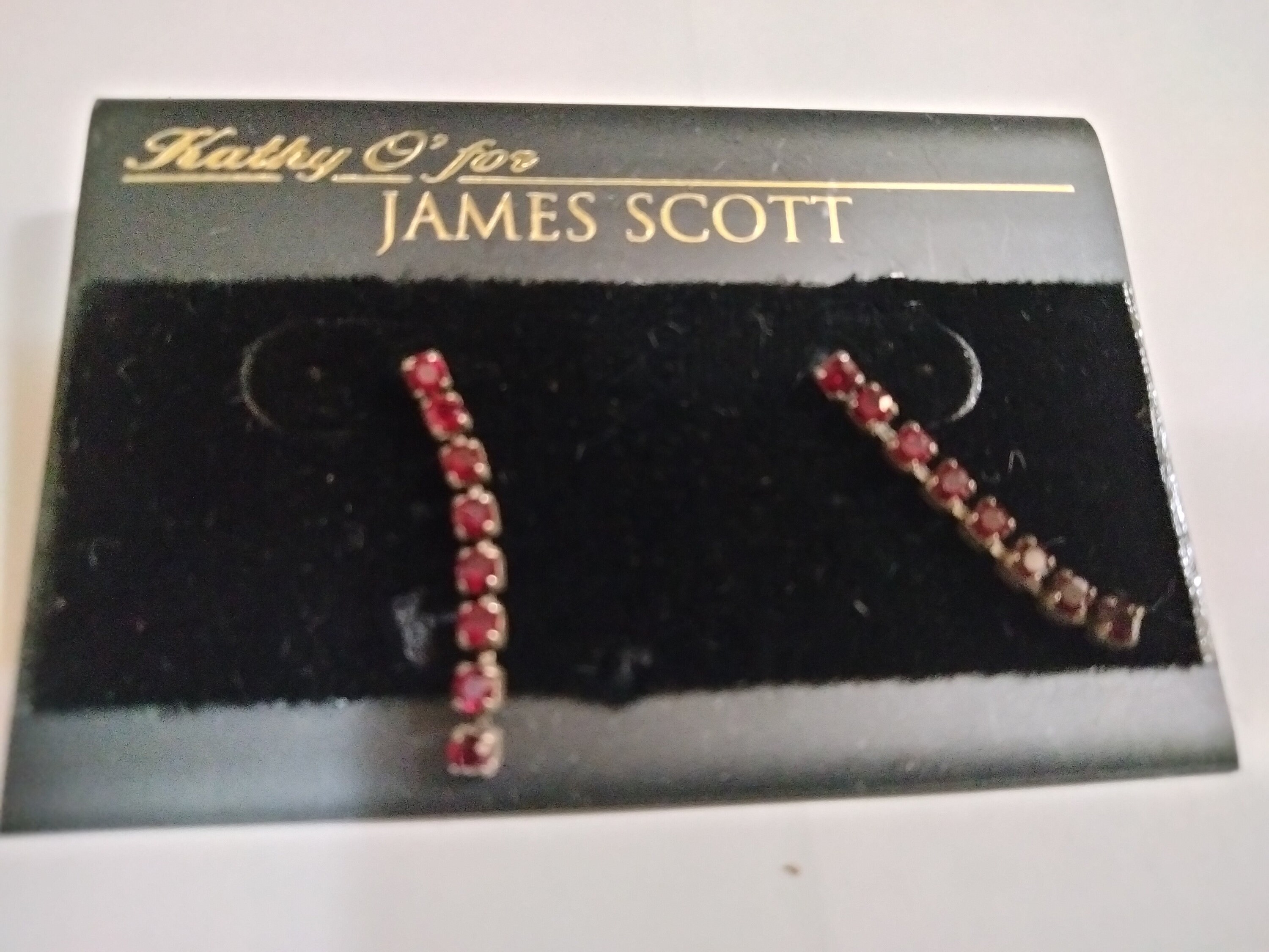 4 個 16.99 ドルのジュエリー、ネックレスも！ヴィンテージ コレクター向けファッション ジュエリー  イヤリング（すべてのジュエリー、ネックレスも！）米国への送料無料 - Etsy 日本