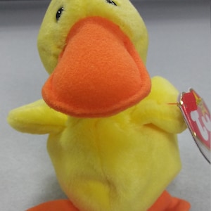 Ty Beanie Babies Quackers the yellow duck with Orange Feet and Beak