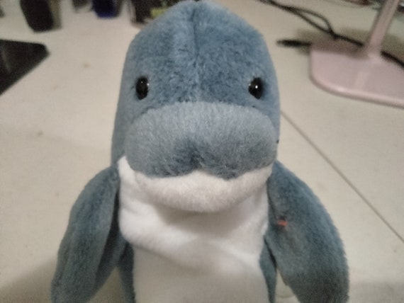 Ty Beanie Babies Echo The Blue And White Dolphin