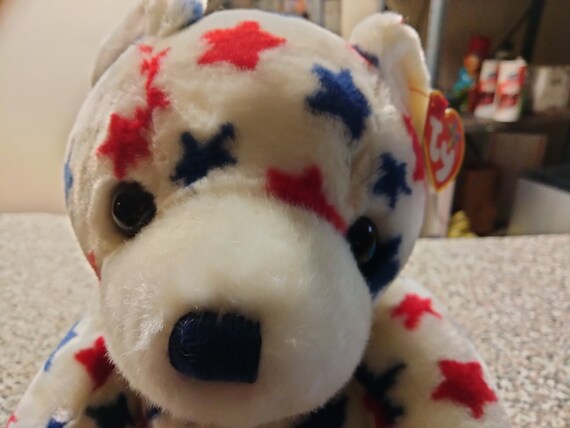 Ty Beanie Buddies WHITE The White NOSED Bear With Red And Blue Stars, From the Beanie Babies/Buddies  Collection)