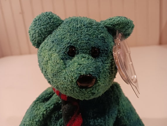TY Beanie Babies Wallace The Nappy Green Bear With Plaid Ribbon