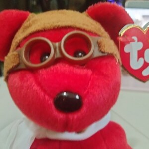 Ty Beanie Babies Bearon The Aviator Pilot Bear With Goggles and White Scarf (Red Version)