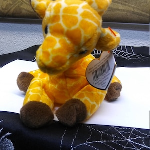Ty Beanie Babies Twigs the Giraffe