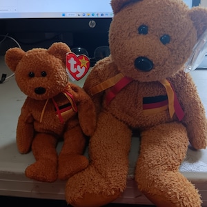 Ty Beanie Babies And Buddies Germania The German Bear, German Flag On Chest; Hangtag Written In German