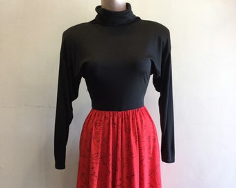 Red and Black Silk Face Print Dress by Dennis Goldsmith Petites size 6