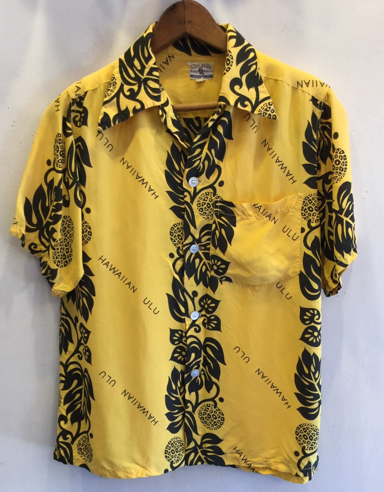 Hawaiian Shirt 1950's Kihi Kihi Made in Hawaii Sportswear Hawaiian Shirt 1950's Kihi Kihi Made in Hawaii Sportswear