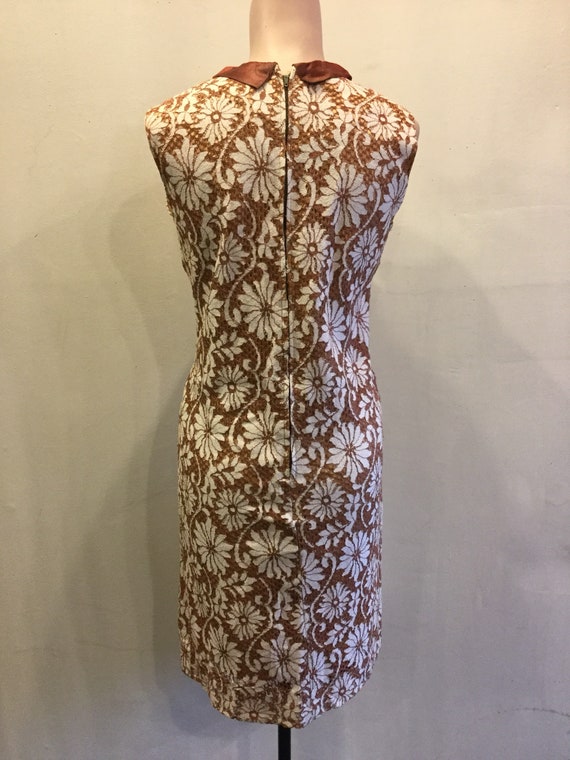 60's Dress Brown and White Lace Daisy 1960's Vint… - image 9