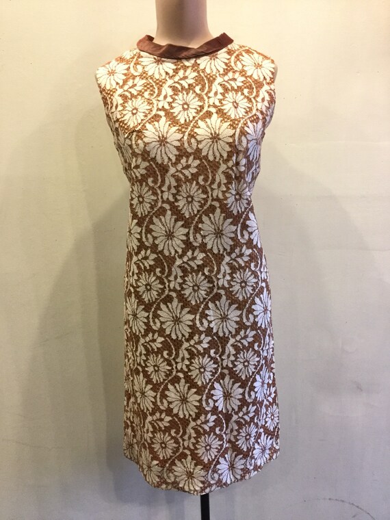 60's Dress Brown and White Lace Daisy 1960's Vint… - image 8