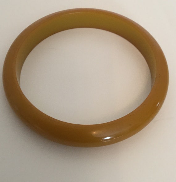 Bakelite Bangle Bracelet Olive Color - image 4