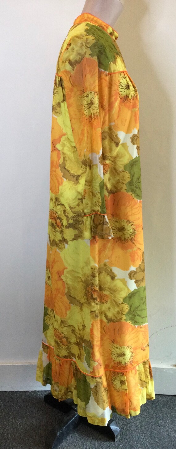 XS Maxi Dress 1970s Tie Back Waist Flowy Novelty Print main image 1