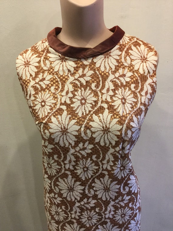 60's Dress Brown and White Lace Daisy 1960's Vint… - image 2