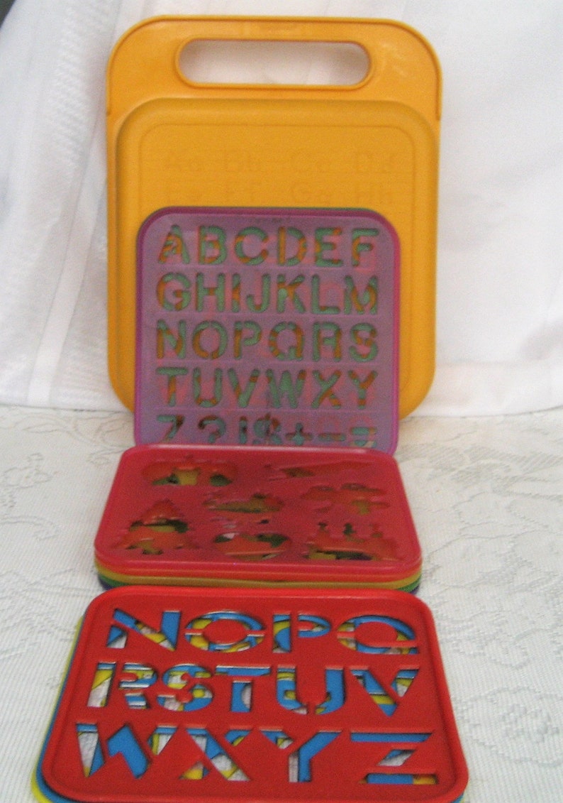 Tupperware Case & Stencils 10 Plastic Square Stencils School Supply ...