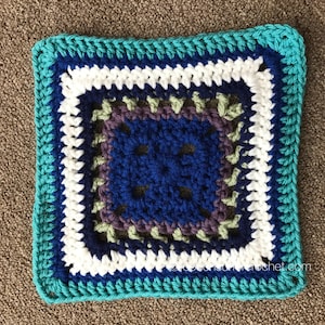 Crochet Pattern / Granny Square Crochet Pattern / Treble Starburst Square Pattern / Crochet Pattern / Granny Square / Treble Crochet