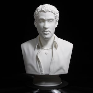 Skulptur av Bad Bunny: Byst av PLA i marmorliknande färg