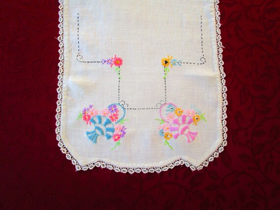 Beautiful Hand Made Runner Cotton With Lace Edge Cross Stitch