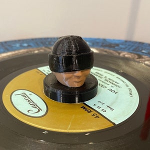 Cholo 45 record adapter 2-tone color. image 1