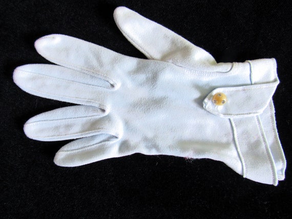 Early Fifties Cotton Ladies Gloves - image 1