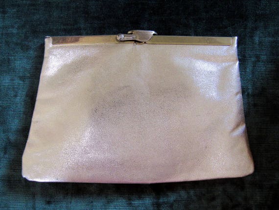 1960s Gold Lame Leather Evening Shoulder Bag/Clut… - image 3