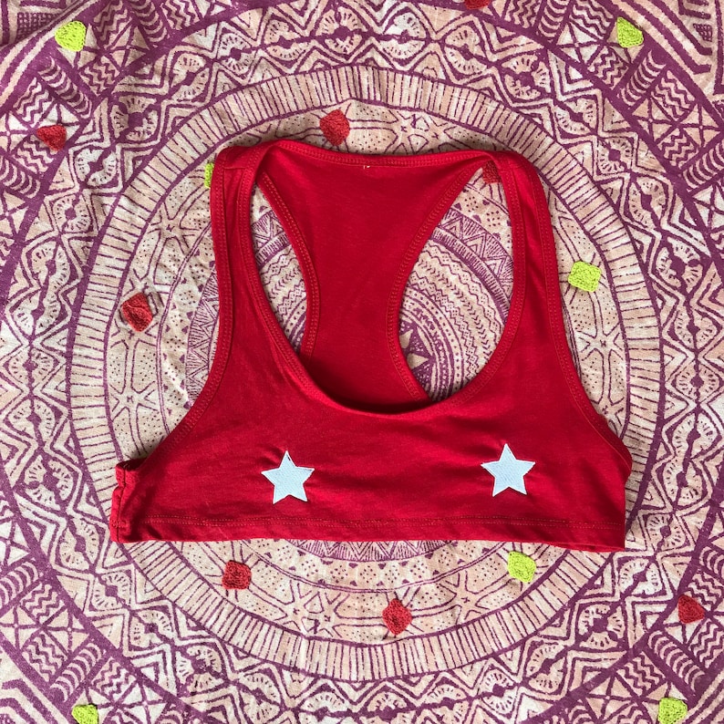 underboob tank