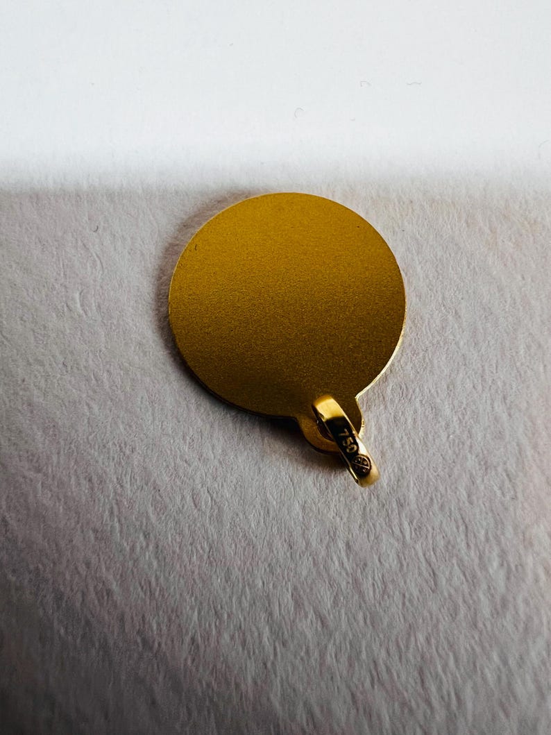 Colgante Saint Michel de oro amarillo macizo de 18 quilates y 750 % imagen 11