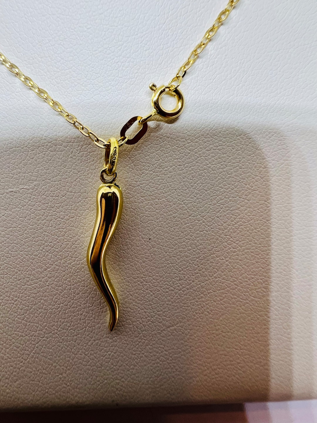 Pendentif Corne Or Jaune Massif 18k 750 Etsy France pendentif-corne-or-jaune-massif-18k-750-etsy-france