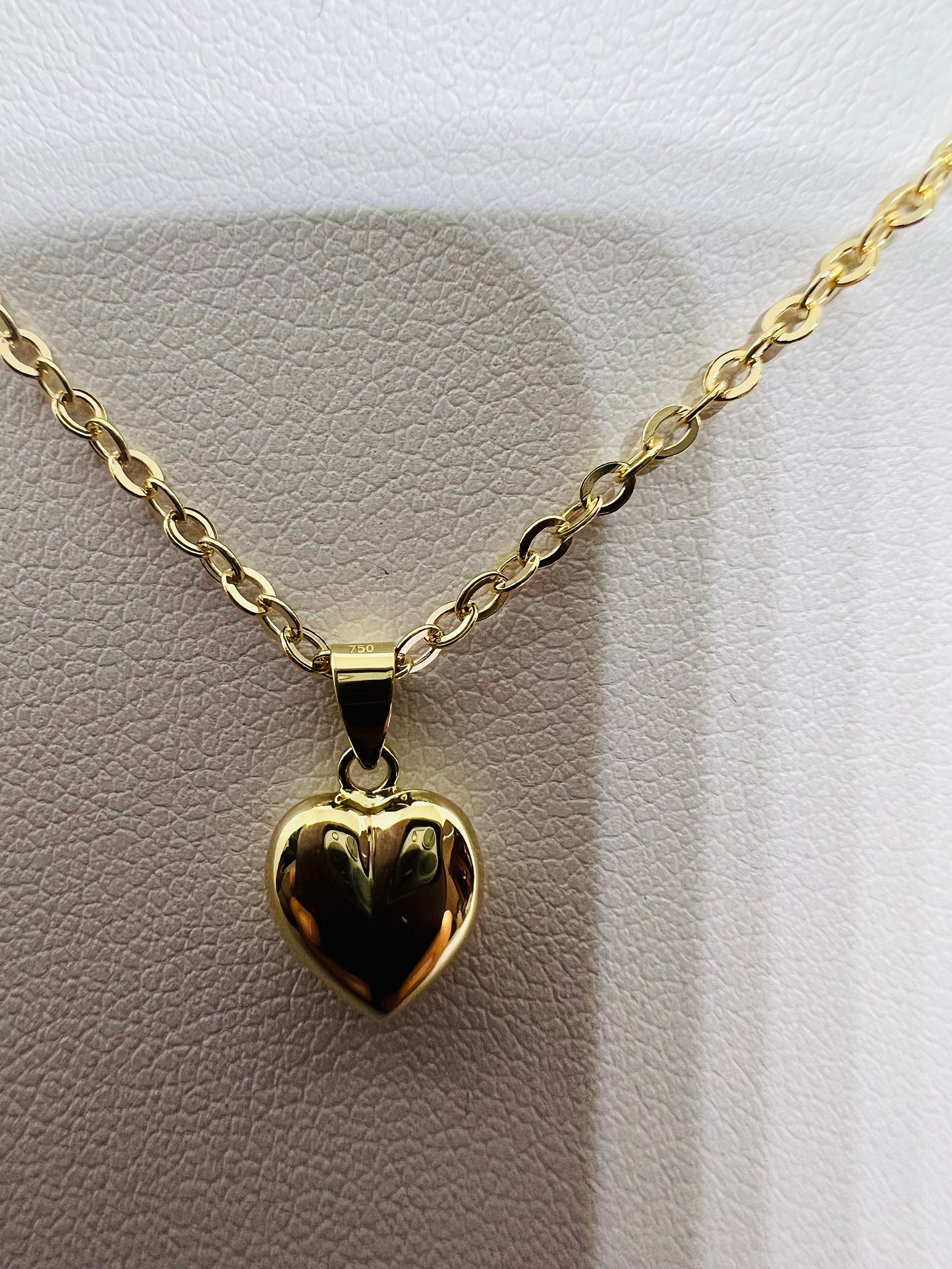 18k Solid Yellow Gold Heart Pendant 750% - Etsy