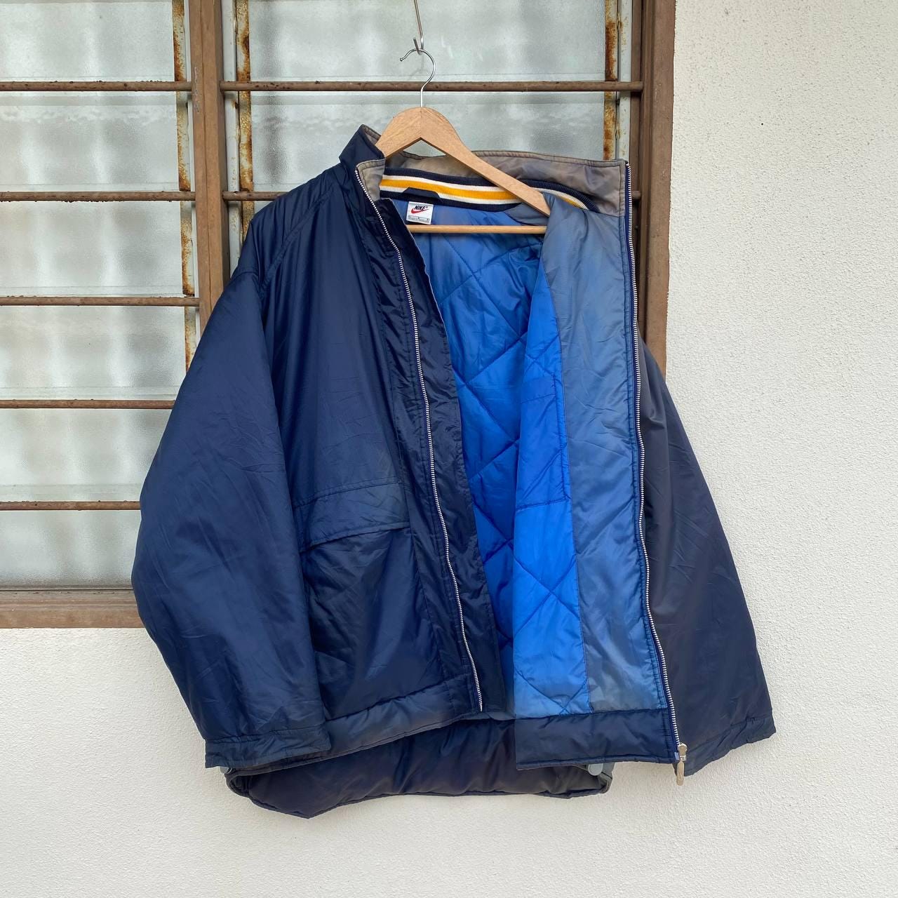 VINTAGE 90S NIKE COACH Insulated Jacket Nike Large Baggy Faded