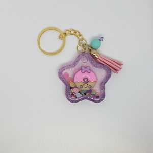 Donut shaker keychain