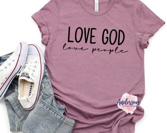 Amar a Dios Amar a la gente ~ Amar a Dios ~ Amar a la gente ~ Fe ~ Cristiano ~ Camisa cristiana ~ Amor
