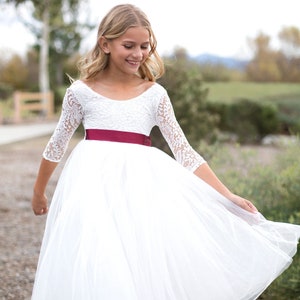 Robe de communion, Robe de fille de fleur Robe en dentelle de fille, Robe en dentelle ivoire blanche, Robe de fille de fleur rustique Boho Country, Robe en tulle à manches longues image 6