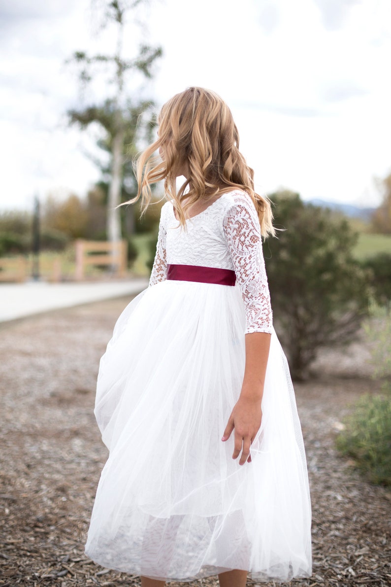 Robe de communion, Robe de fille de fleur Robe en dentelle de fille, Robe en dentelle ivoire blanche, Robe de fille de fleur rustique Boho Country, Robe en tulle à manches longues image 8