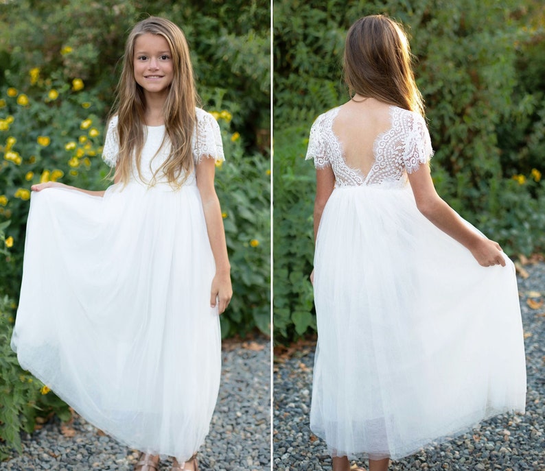 Boho Boho Blumenmädchen Kleid, weiße Spitze Tüll Mädchenkleid, Blumenmädchen Kleid aus Spitze, rustikale Blumenmädchen Kleid, Kommunion Kleid, Luna Kleid Bild 1