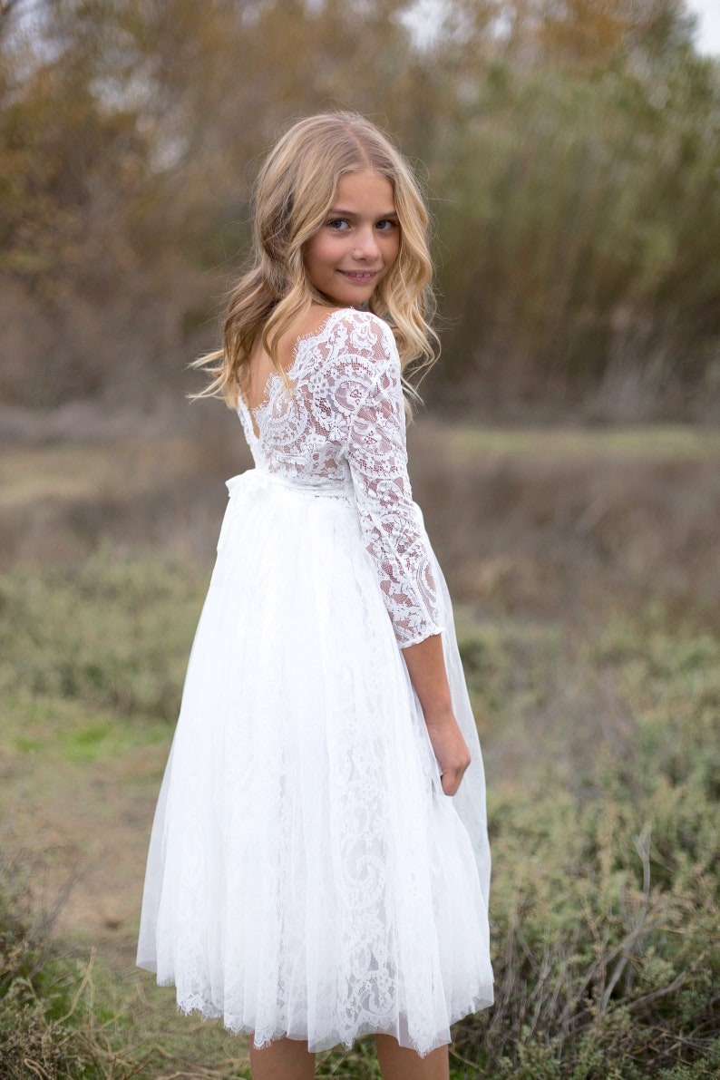 Robe de fille de fleur de Boho Boho, robe de fille de tulle de dentelle blanche, robe de fille de fleur de dentelle, robe de fille de fleur rustique, robe de communion, robe Bianca image 2