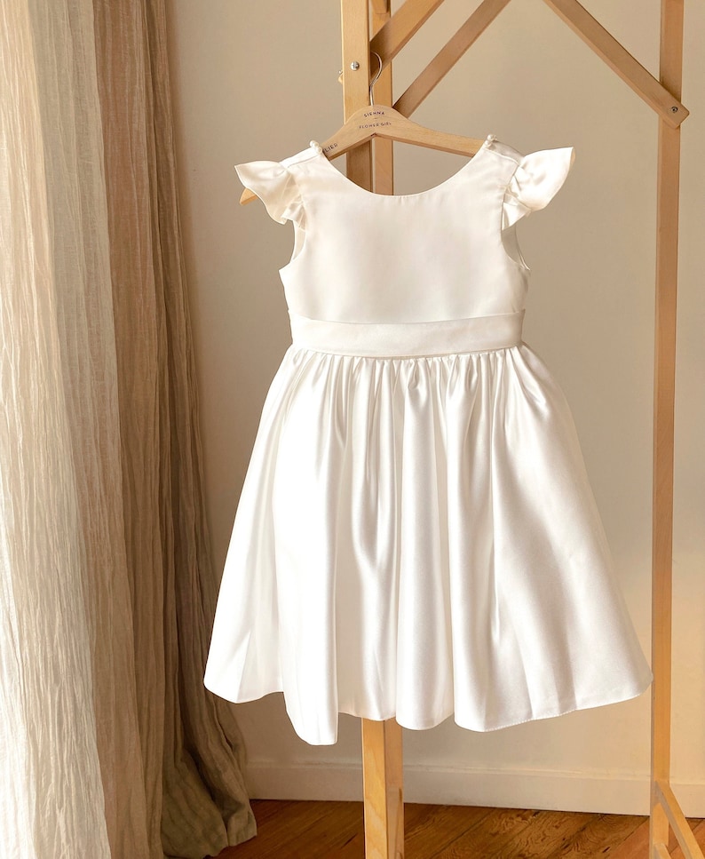 Vestido de niña de flores satinado, vestido de niña de tul de encaje blanco satinado de perlas, vestido de niña de flores de raso bebé, vestido de niña de flores rústico, vestido de comunión imagen 7