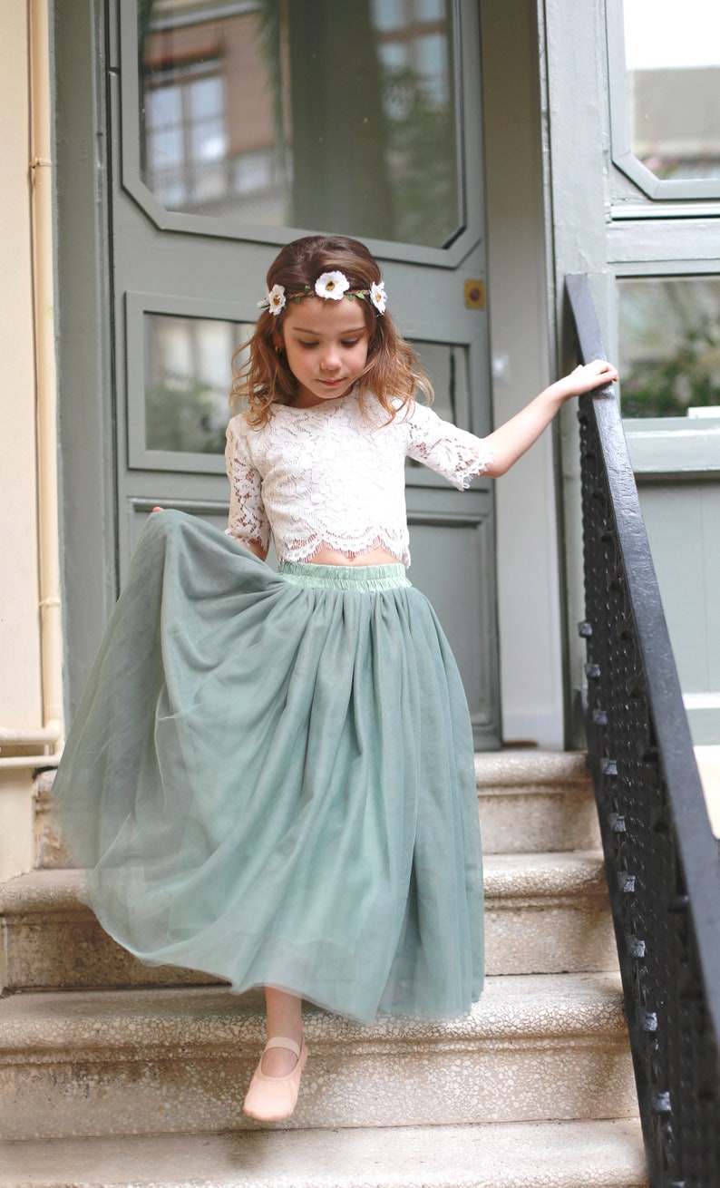 Sage Boho Boho Lace Flower Girl Top Tulle jupe, Flower girl Lace Top, Tulle jupe Lace Top Flower girl , Sage Green Flower Girl Jupe image 8