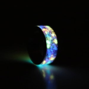 Glow in the dark silver and glow stones ring, poliert finish, Wedding Bands, Women ring.