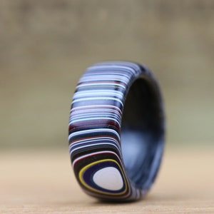 Carbon Fiber and Fordite ring. fordite jewelry, fordite ring, Wedding ring, Wedding band, Carbon ring.