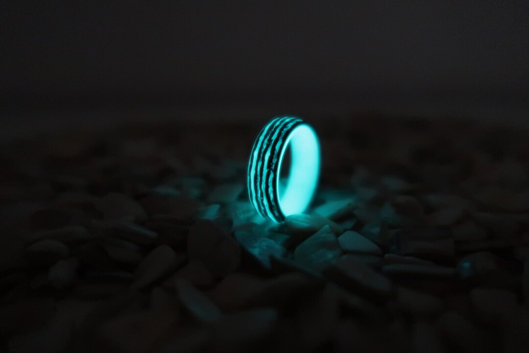 Carbon Fiber Glow in the Dark,wedding Ring,aqua Glow Ring,bridal Ring