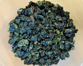 Organic Golden Lily Oolong Loose Leaf Tea